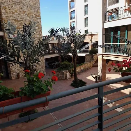 Port * Μπαλτσίκ
