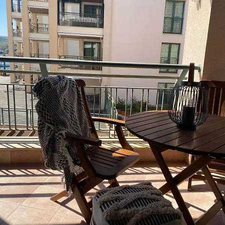 Port Apartment