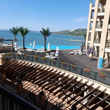 Apartment Port Balchik