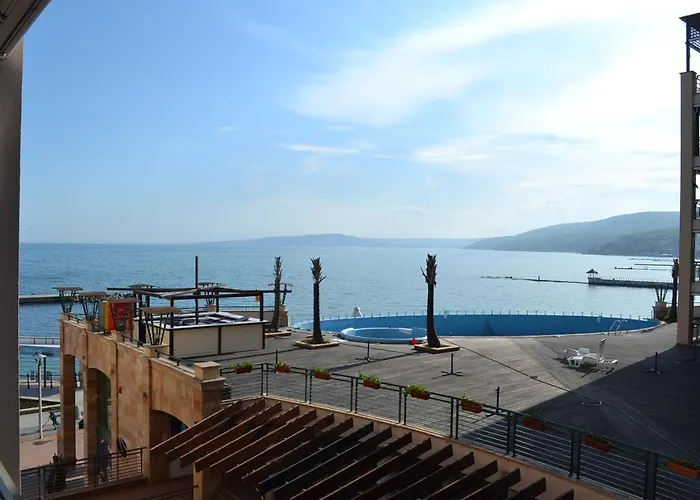 Port Apartment Balchik